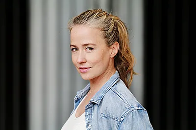 Portrait von Schauspielerin Swintha Gersthofer